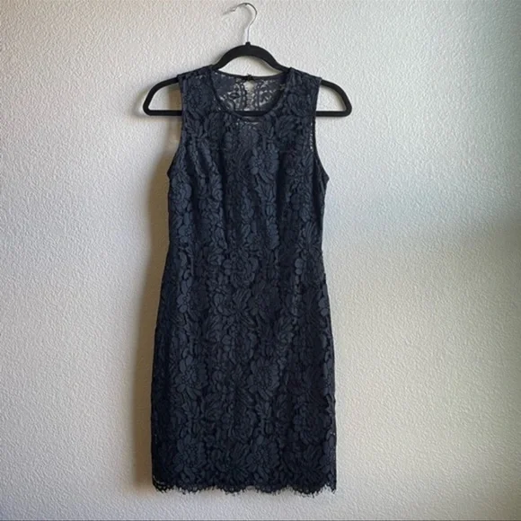 Banana Republic Women’s Lace Cocktail Dress - Picture 6 of 8